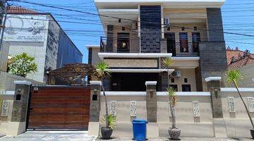 Gambar 1 Pab52 Villa 2 Lantai Bagus Furnished di Kerobokan, Badung