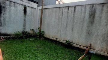 Gambar 5 Rumah 2 lantai dekat pasar modern  200meter pintu tol