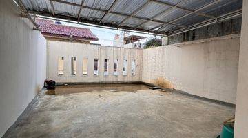 Gambar 2 Rumah Modern Antapani 2 Lantai Semi Furnished SHM Kondisi Bagus