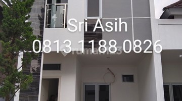 tampak depan di jual rumah cluster mewah