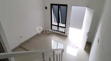 ruang tamu di jual rumah  kemayoran taruna