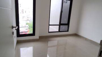 kamar tidur di   rumah murah  meriah serdang