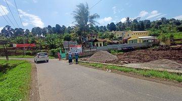 Gambar 4 Tanah di Jatinangor Daerah Hegarmanah, Sumedang SHM