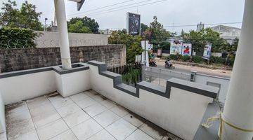 Gambar 5 Dijual Rumah Mainroad Kopo Cilampeni 2 Lantai