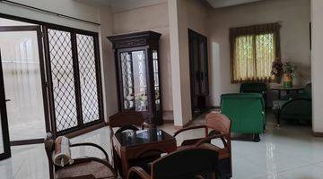 Gambar 5 Rumah 2 Lantai Bagus SHM di Jl. Tole Iskandar, Depok