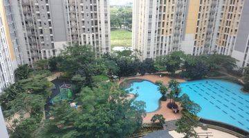 Gambar 5 Apartemen Springlake Studio Kosongan View Pool