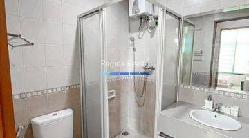 Gambar 4 Regina Realty, kan Apartemen Hampton Park Jakarta Selatan