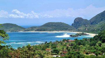 Gambar 2 Beautiful Land For Sale On The Beach In Sumbawa Gp0141