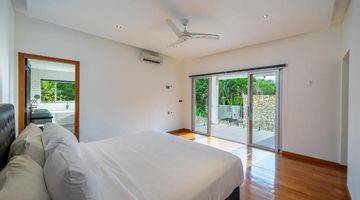 Gambar 3 Luxurious Family Villa In A Coveted Residential Area