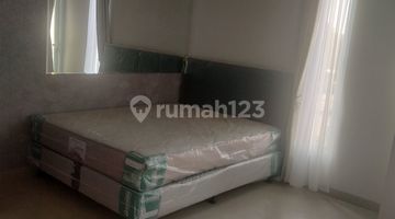 kamar tidur di  rumah shm 2 lantai