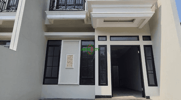 Gambar 1 Rumah Modern Siap Huni Samping Alun alun Depok, SHM