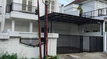 Gambar 2 DIJUAL RUMAH BARU 3 LANTAI SHM di ALAMANDA SAMBIROTO TEMBALANG SEMARANG TIMUR