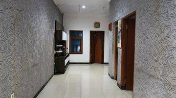 Gambar 1 Rumah 1,5 Lantai Semi Furnished di Sayap Leuwipanjang