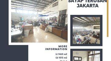 Gambar 1 Gudang di Sayap Terusan Jakarta, Bandung 1.013 m