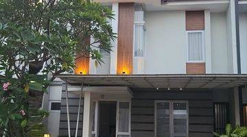 tampak depan dijual rumah bagus dengan furnish