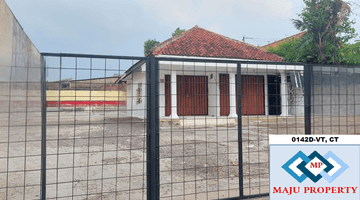tampak depan disewakan ruang usaha lokasi strategis