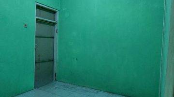 kamar tidur disewakan ruang usaha lokasi strategis