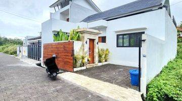 Gambar 1 Fully Furnished Tropical Style Villa at Nusa Dua