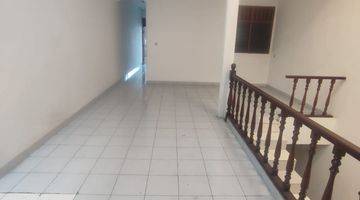 Gambar 5 Disewa Rumah 2 Lantai Unfurnished Di Duri Kepa, Kebon Jeruk