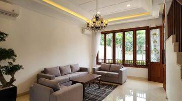 Gambar 5 Dijual rumah baru di kemang dalam fully furnished 