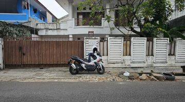 Gambar 5 Rumah Terawat di Jln Bangka Dekat Kebayoran Baru Bebas Banjir