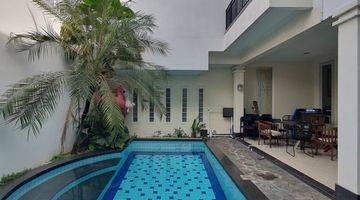 Gambar 1 Murahh!!! Rumah Siap Huni di kemang Barat ada swimming pool 