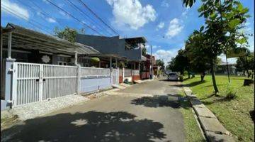 Gambar 1 Rumah Cantik Depan Taman Lokasi Bagus Vila Rizki Ilhami