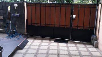 Gambar 3 Di Jual Rumah Semi Furnish Depan Taman Vila Rizki Ilhami