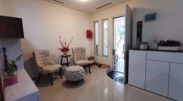 ruang tamu dijual rumah cantik furnish di