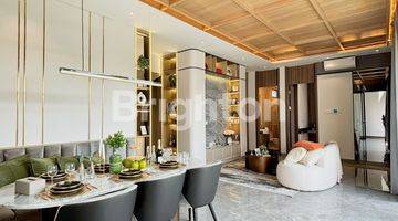 Gambar 1 RUMAH BARU LUXURIOUS 3 LANTAI ADA LIFT  LEBAR 12 M