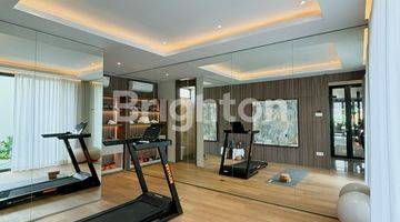 Gambar 4 RUMAH BARU LUXURIOUS 3 LANTAI ADA LIFT  LEBAR 12 M