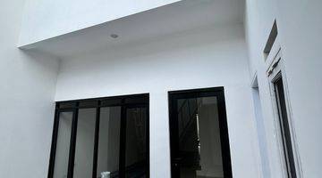 Gambar 2 Rumah Baru 2 Lantai Minimalis Area Turangga