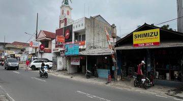 Gambar 5 Lahan Komersil Di Jalan Meruya Terdapat Rumah 2 Lantai