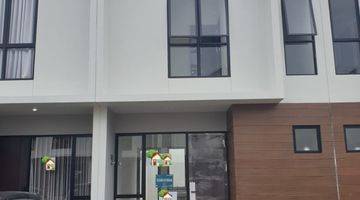 tampak depan sewa rumah citra garden puri
