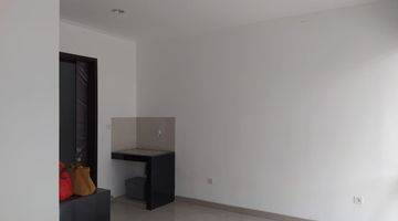 foto lainnya disewakan rumah pik 2 cluster
