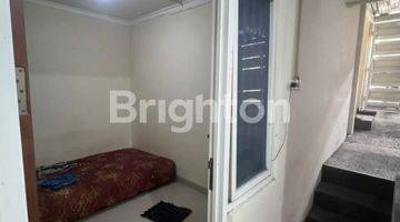 Gambar 4 Rumahkost 2 Lantai Bagus Semi Furnished