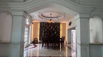 Gambar 3 Dijual Rumah Mewah Full Furnish Taman Golf Lippo Karawaci 