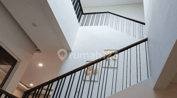 Gambar 4 Rumah Bagus Furnished Summarecon Gading Serpong Mozart Lebar 10