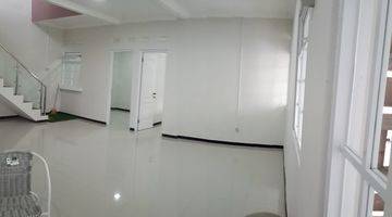 Gambar 4 Rumah Baru 2 Lantai Cimahi Utara Semi Furnished