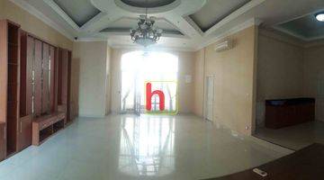 Gambar 4 Cendana Golf, Pik. Tahunan, Ada Basement, Semi Furnished