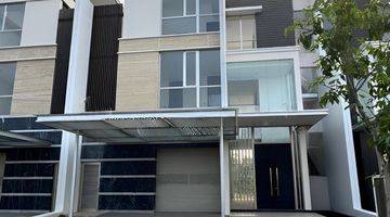 Gambar 1 Cluster Mozart Signature 3Lt 8x25 3+1KT Rumah di Golf Island PIK