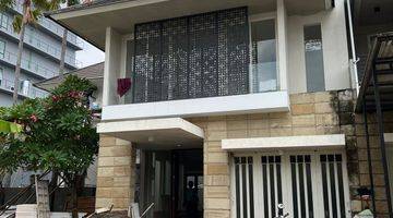 Gambar 1 Dijual Rumah Seperti Baru Full Furnish Royal Residence