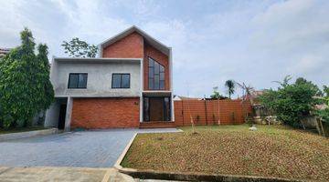 Gambar 2 dijual rumah baru bagus semi furnished