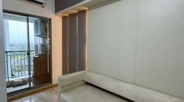 Gambar 3 DISEWAKAN 2 BEDROOM FURNISHED VIEW POOL DI M TOWN RESIDENCE