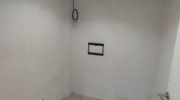 Gambar 5 DIJUAL RUMAH SPLIT LEVEL 2LT SIAP HUNI SEMI FURNISHED DI SAMARA VILLAGE