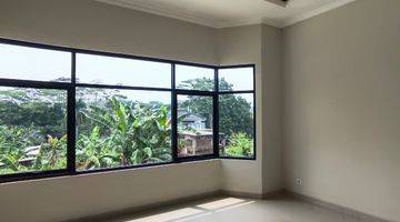 Gambar 3 Dijual Rumah 2 Lantai Type American Classic di Depok Aleeka Town House Tahap 2