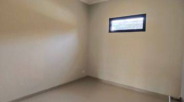 Gambar 2 Dijual Rumah 2 Lantai Type American Classic di Depok Aleeka Town House Tahap 2