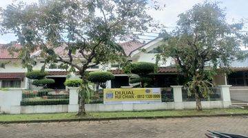 Gambar 1 Dijual Rumah Dengan Taman Indah di Kemang Pratama 1