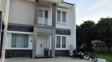 Gambar 1 Rumah 3 Lantai Bagus Furnished SHM di Cluster Lavender, Tangerang