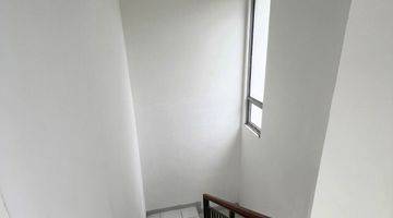 Gambar 2 Rumah Unfurnished di Cluster Amalfi Village, Tangerang